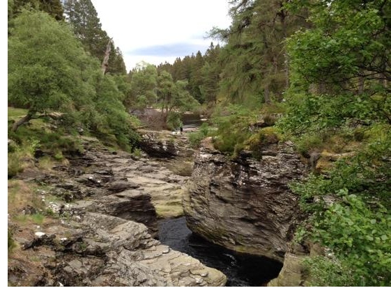 Go Car Hire - Mar Lodge and Linn o’ Dee, Scotland