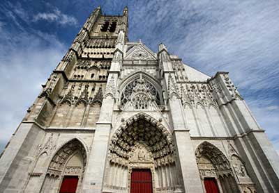 https://static.digitaltravelcdn.com/uploads/629/promo/AUXERRE.jpg